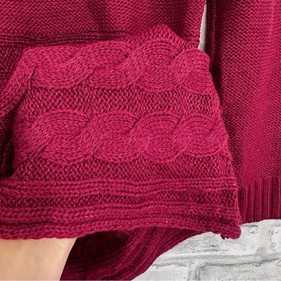 Charlotte Russe Women’s Burgundy Long Sleeve Sweater Top - NWT - Picture 6 of 8